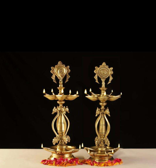 Shankh Chakra Lamps